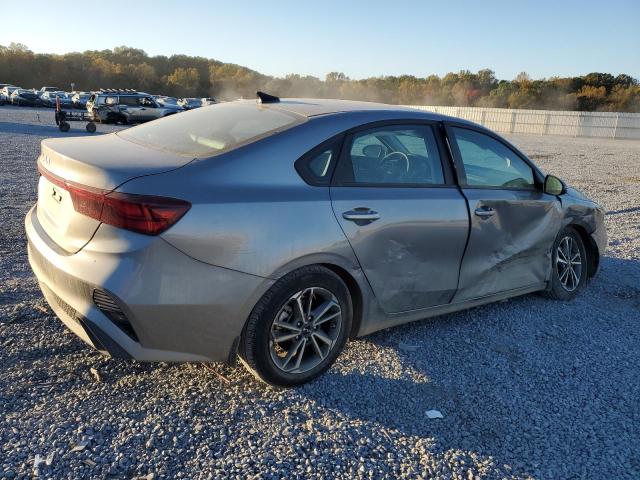 Photo 2 VIN: 3KPF24AD6PE588288 - KIA FORTE LX 