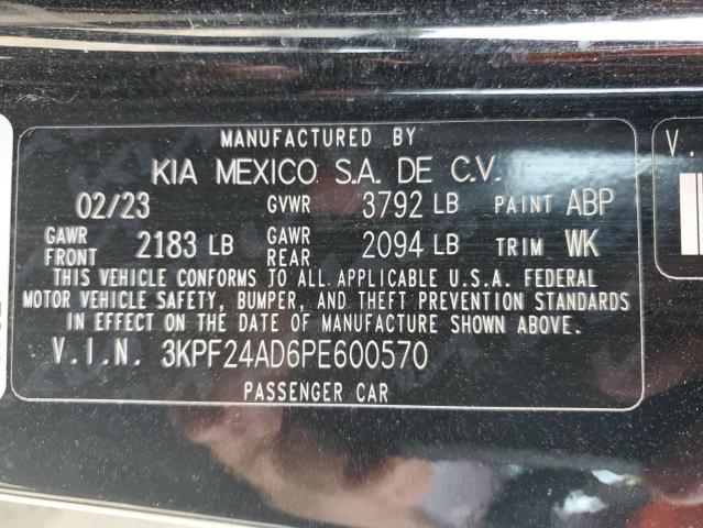 Photo 11 VIN: 3KPF24AD6PE600570 - KIA FORTE LX 