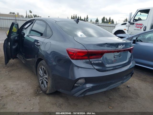 Photo 2 VIN: 3KPF24AD6PE616641 - KIA FORTE 