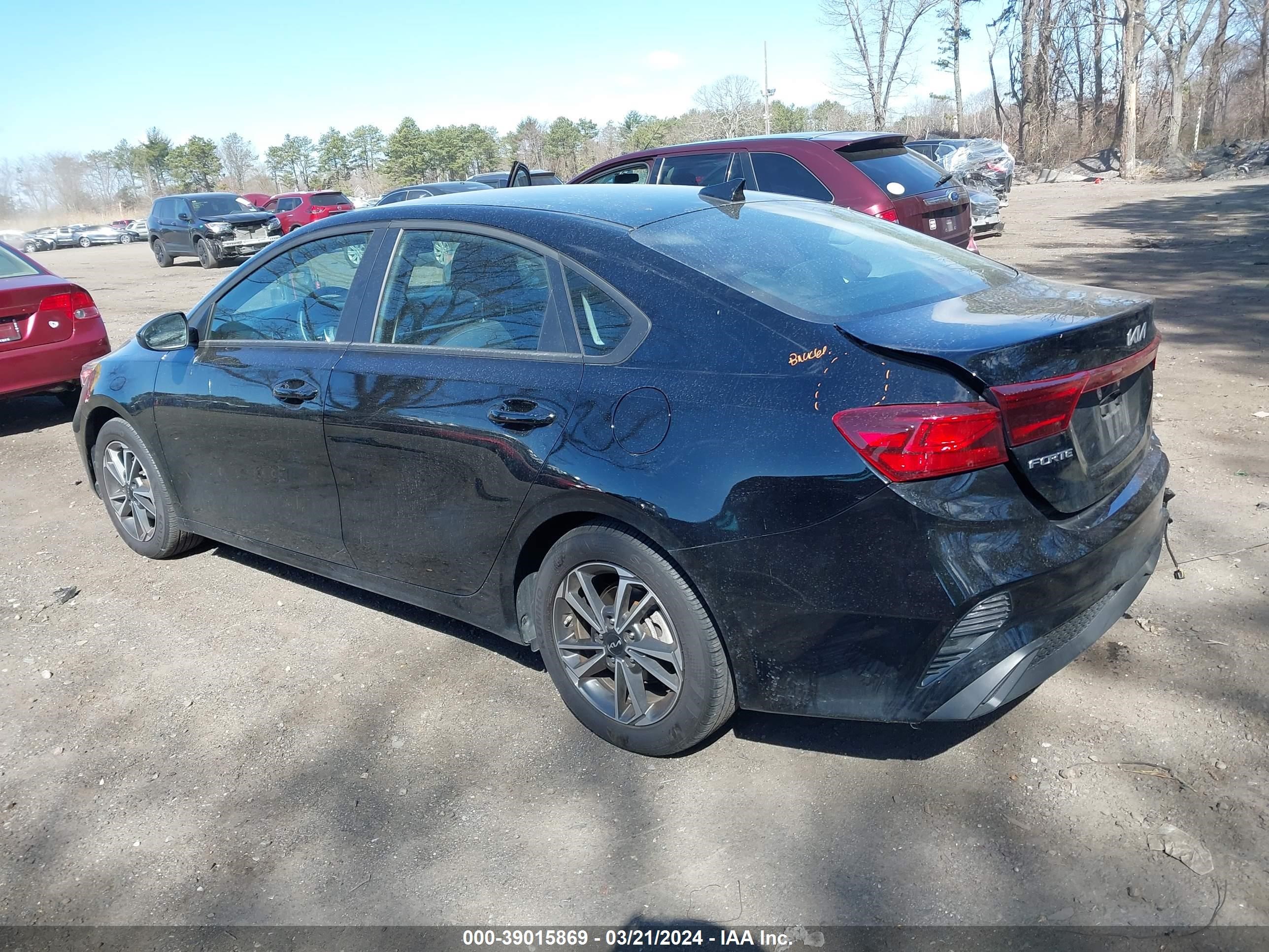 Photo 2 VIN: 3KPF24AD6PE618647 - KIA FORTE 