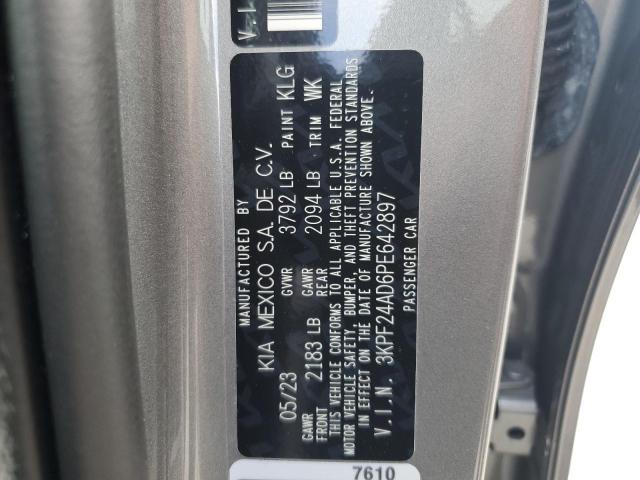 Photo 11 VIN: 3KPF24AD6PE642897 - KIA FORTE LX 