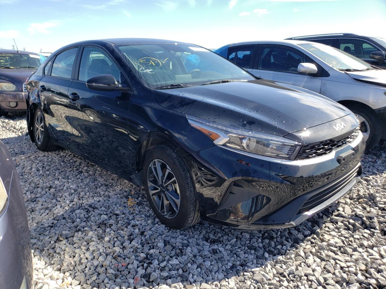 Photo 3 VIN: 3KPF24AD6PE644746 - KIA FORTE 