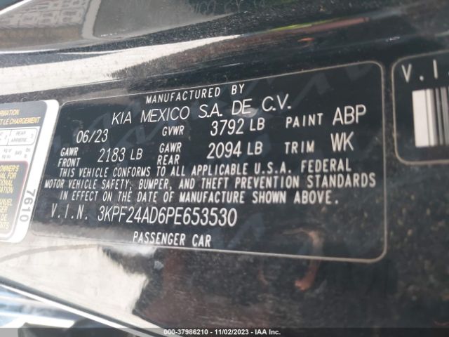 Photo 8 VIN: 3KPF24AD6PE653530 - KIA FORTE 