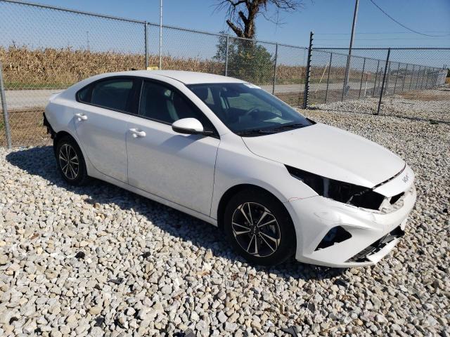 Photo 3 VIN: 3KPF24AD6PE669520 - KIA FORTE LX 