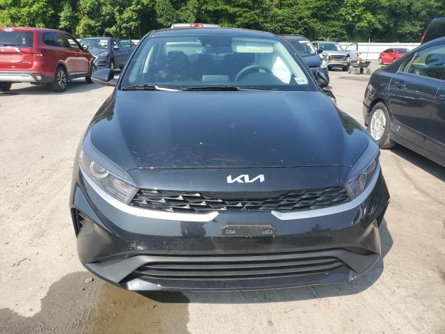 Photo 4 VIN: 3KPF24AD6PE673051 - KIA FORTE LX 