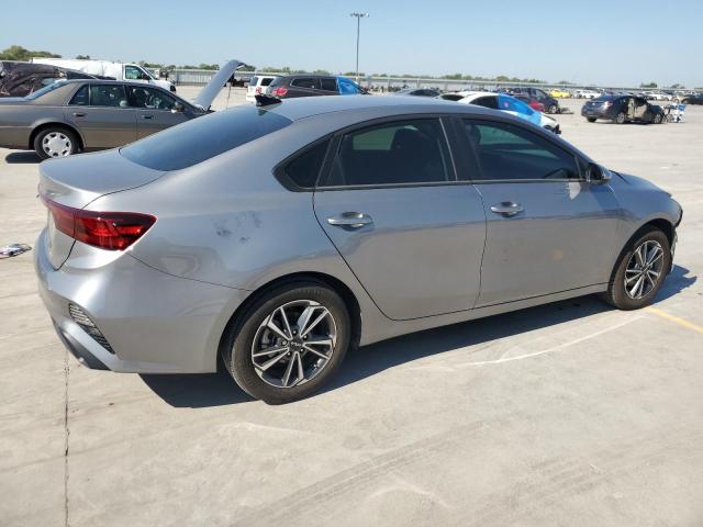 Photo 2 VIN: 3KPF24AD6PE675110 - KIA FORTE LX 