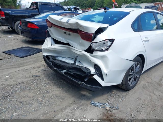 Photo 5 VIN: 3KPF24AD6RE706813 - KIA FORTE 