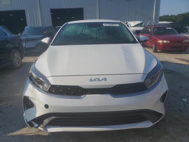 Photo 4 VIN: 3KPF24AD6RE733123 - KIA FORTE LX 