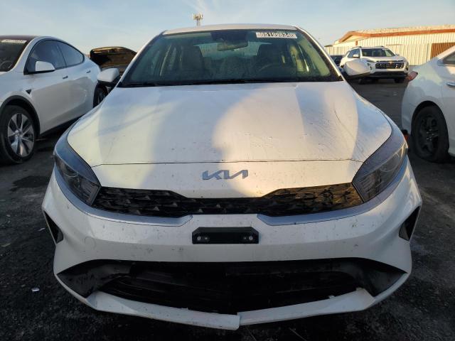 Photo 4 VIN: 3KPF24AD6RE807821 - KIA FORTE LX 