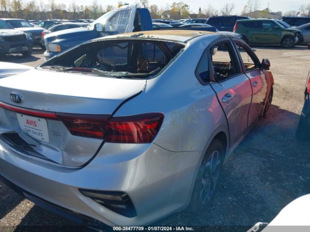 Photo 3 VIN: 3KPF24AD7KE006627 - KIA FORTE 