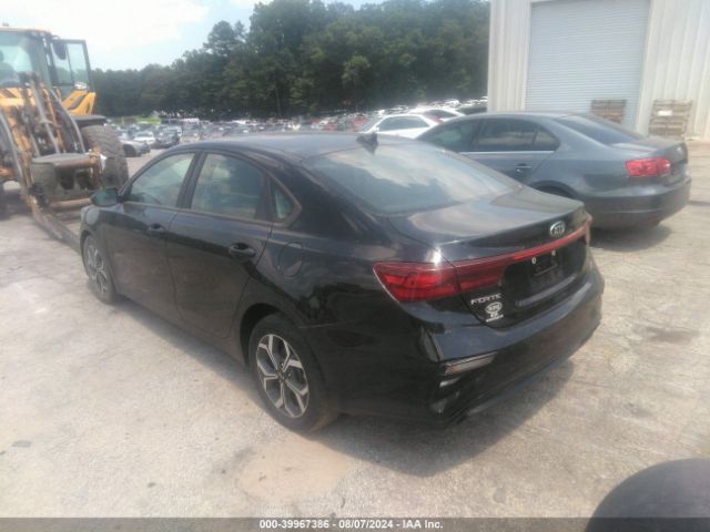 Photo 2 VIN: 3KPF24AD7KE020110 - KIA FORTE 