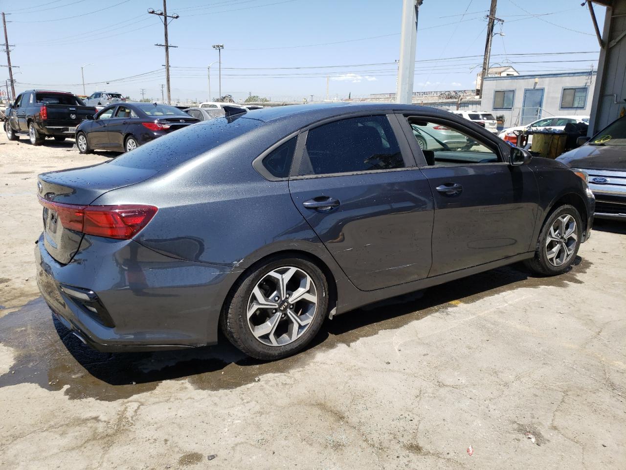 Photo 2 VIN: 3KPF24AD7KE092828 - KIA FORTE 