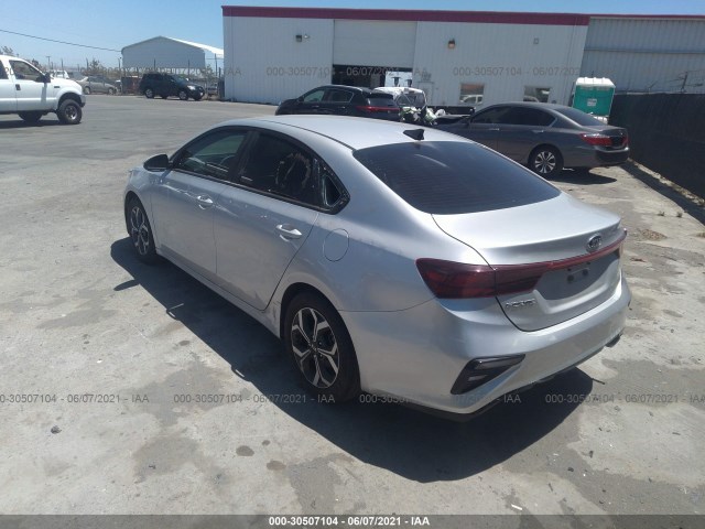 Photo 2 VIN: 3KPF24AD7KE094823 - KIA FORTE 