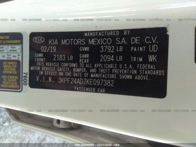 Photo 8 VIN: 3KPF24AD7KE097382 - KIA FORTE 