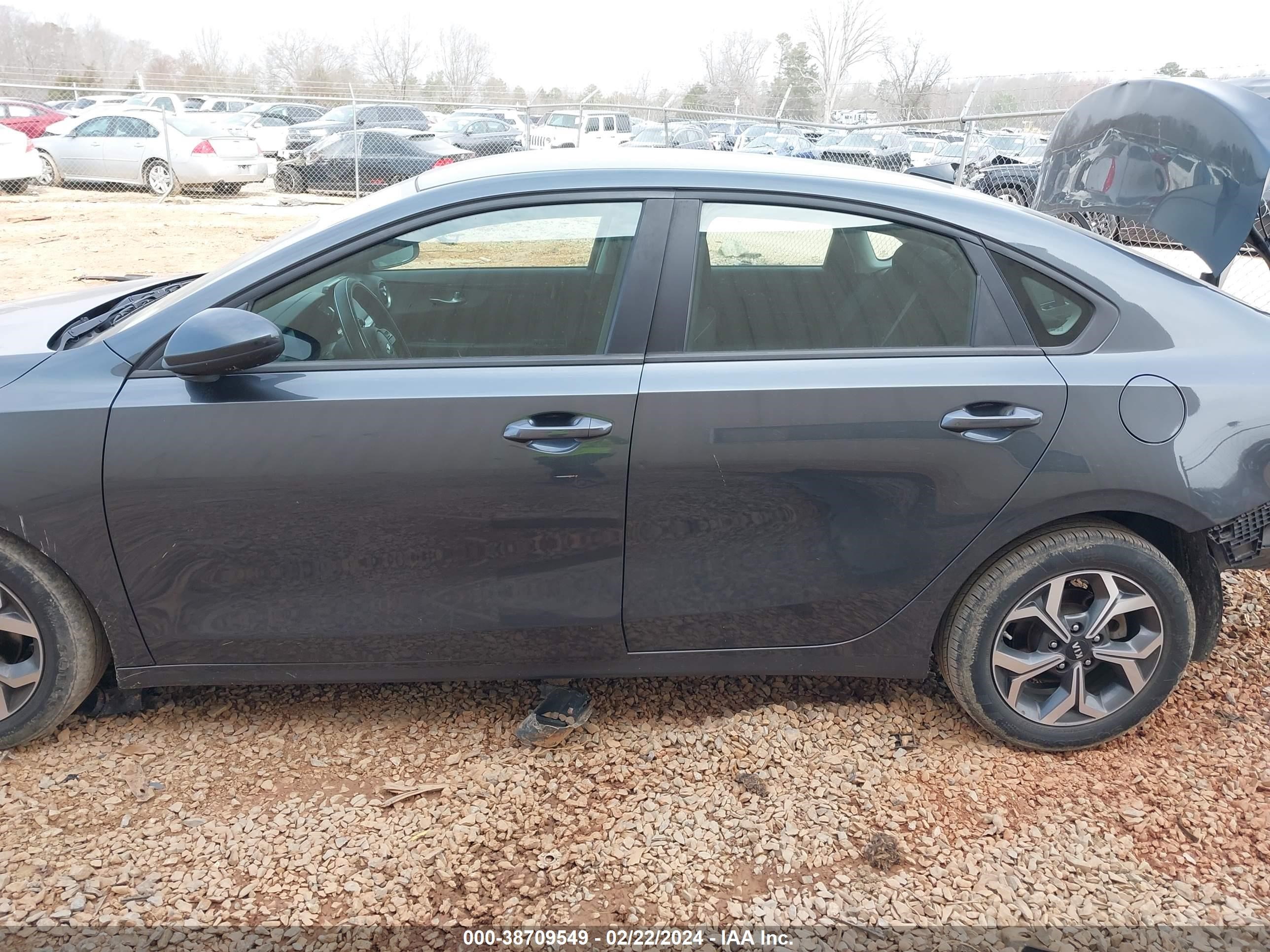 Photo 14 VIN: 3KPF24AD7KE103262 - KIA FORTE 