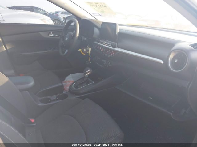 Photo 4 VIN: 3KPF24AD7KE111832 - KIA FORTE 