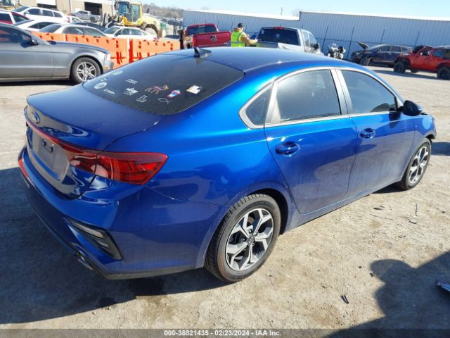 Photo 3 VIN: 3KPF24AD7KE137833 - KIA FORTE 