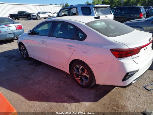 Photo 2 VIN: 3KPF24AD7LE141382 - KIA FORTE 