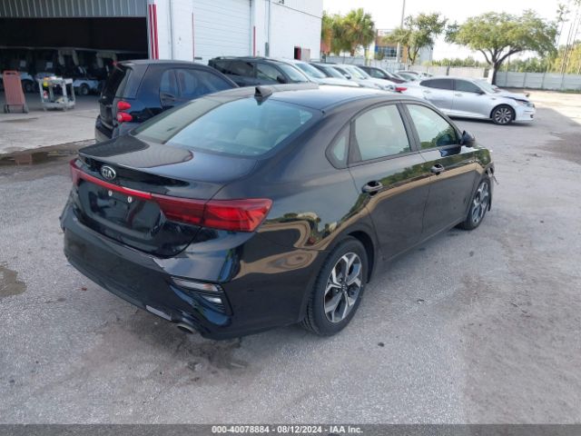 Photo 3 VIN: 3KPF24AD7LE143195 - KIA FORTE 