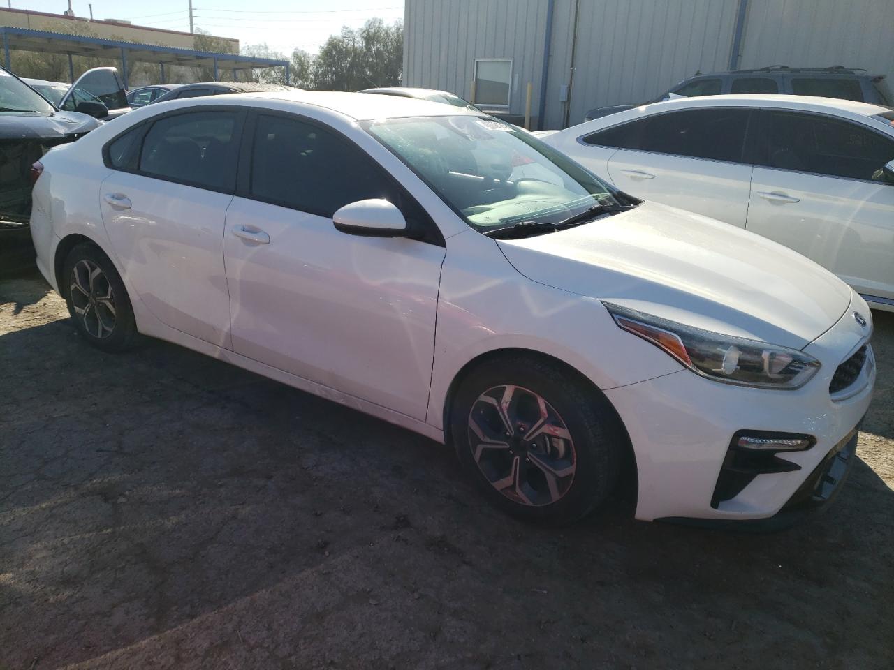 Photo 3 VIN: 3KPF24AD7LE156822 - KIA FORTE 