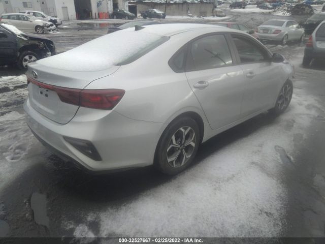 Photo 3 VIN: 3KPF24AD7LE174205 - KIA FORTE 