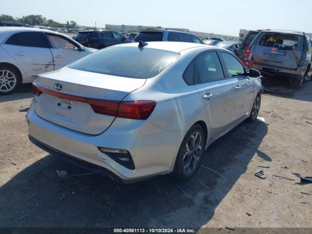 Photo 3 VIN: 3KPF24AD7LE188136 - KIA FORTE 