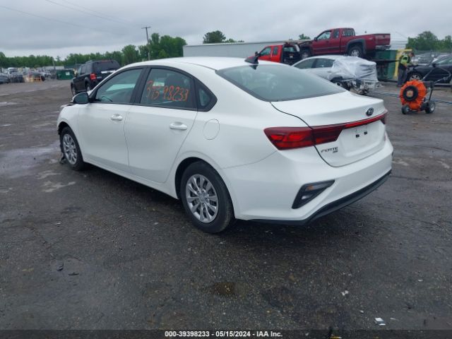 Photo 2 VIN: 3KPF24AD7ME265525 - KIA FORTE 