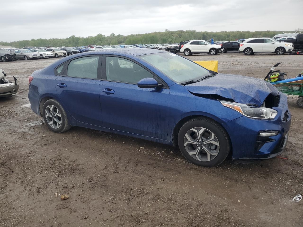 Photo 3 VIN: 3KPF24AD7ME269249 - KIA FORTE 