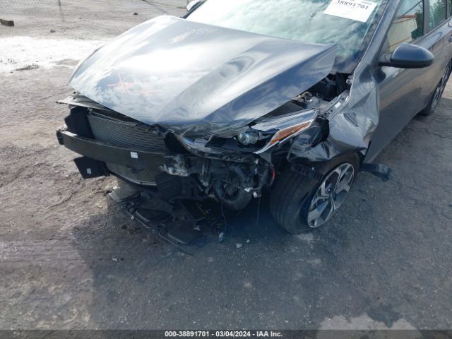 Photo 5 VIN: 3KPF24AD7ME299044 - KIA FORTE 