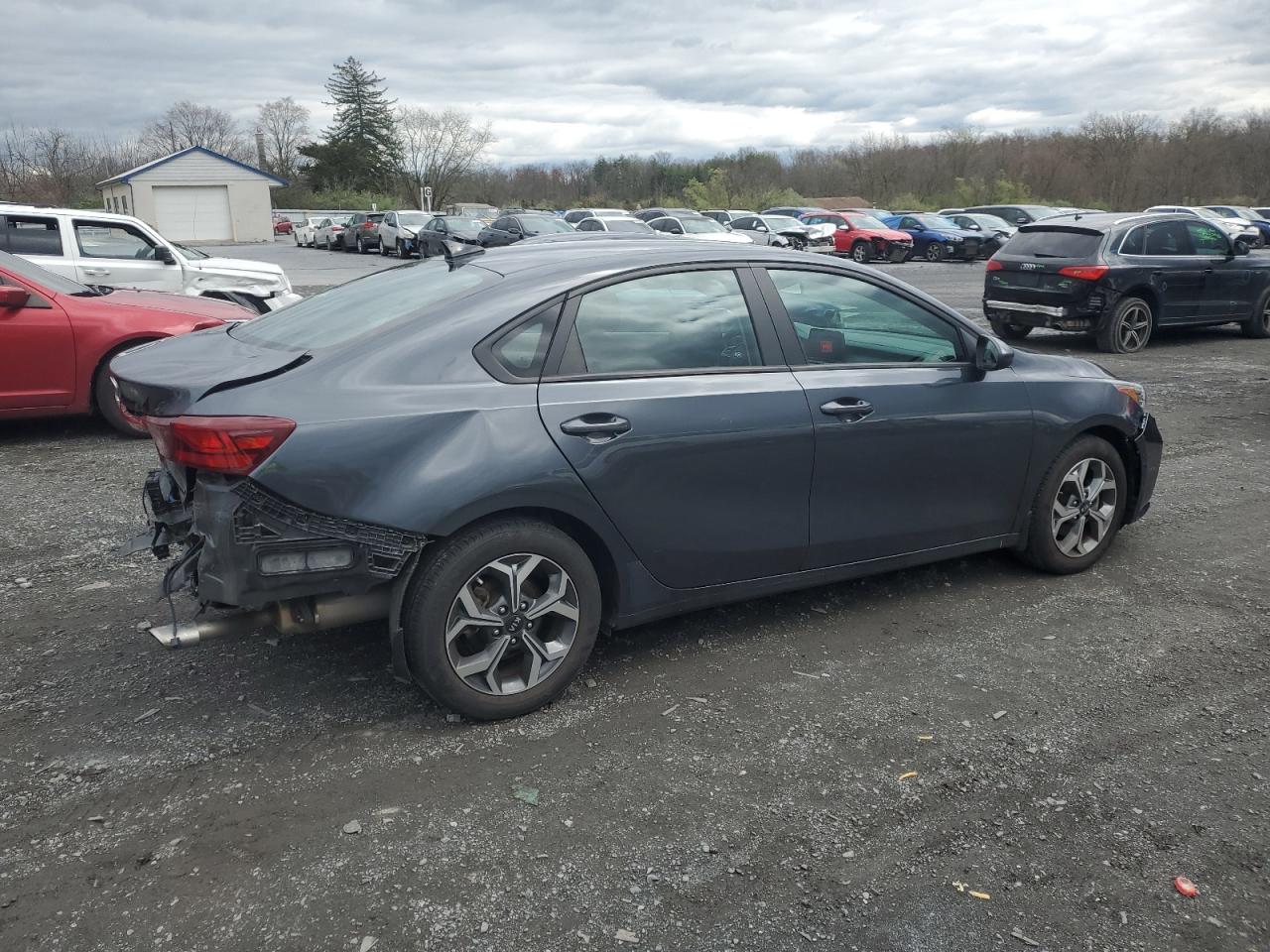 Photo 2 VIN: 3KPF24AD7ME302296 - KIA FORTE 