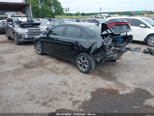 Photo 2 VIN: 3KPF24AD7ME309443 - KIA FORTE 