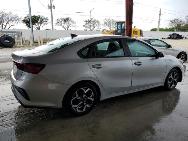 Photo 2 VIN: 3KPF24AD7ME310060 - KIA FORTE FE 