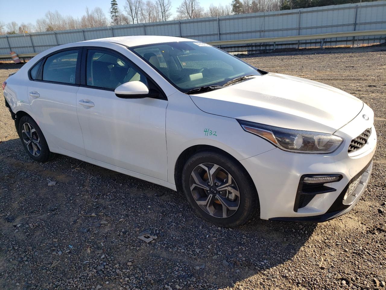 Photo 3 VIN: 3KPF24AD7ME313220 - KIA FORTE 