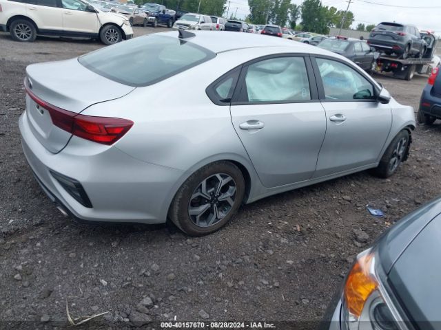 Photo 3 VIN: 3KPF24AD7ME325965 - KIA FORTE 