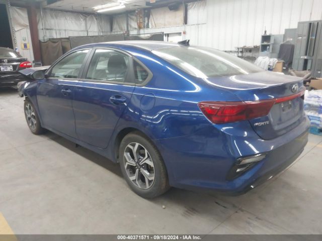 Photo 2 VIN: 3KPF24AD7ME329059 - KIA FORTE 