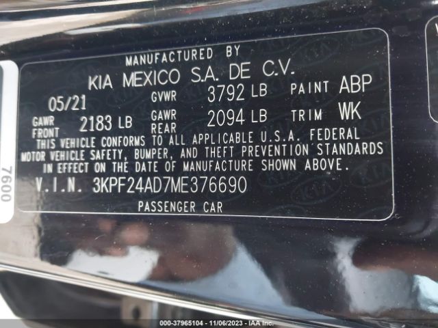 Photo 8 VIN: 3KPF24AD7ME376690 - KIA FORTE 