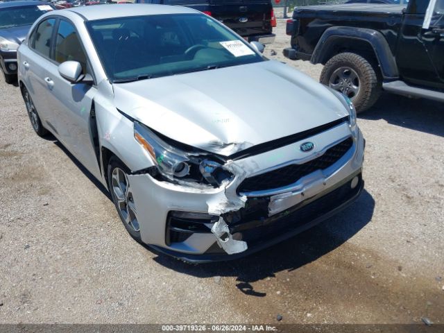 Photo 5 VIN: 3KPF24AD7ME381162 - KIA FORTE 