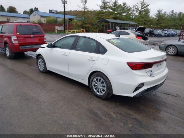 Photo 2 VIN: 3KPF24AD7NE431852 - KIA FORTE 