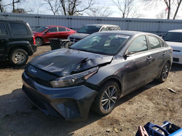 Photo 1 VIN: 3KPF24AD7NE461143 - KIA FORTE FE 