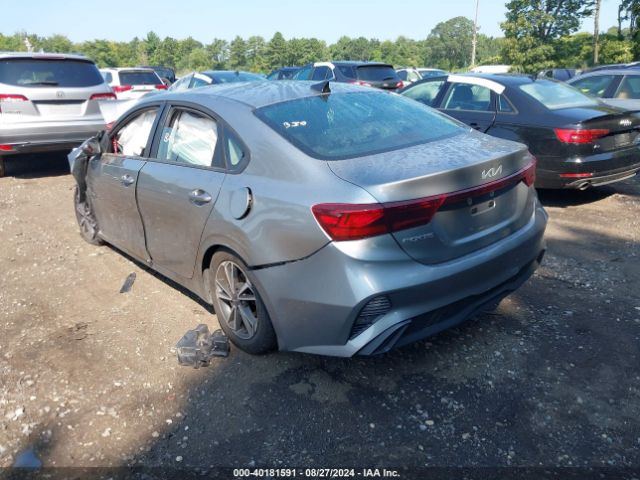 Photo 2 VIN: 3KPF24AD7NE496166 - KIA FORTE 