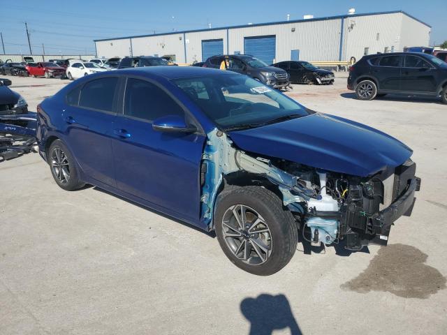 Photo 3 VIN: 3KPF24AD7PE513065 - KIA FORTE LX 