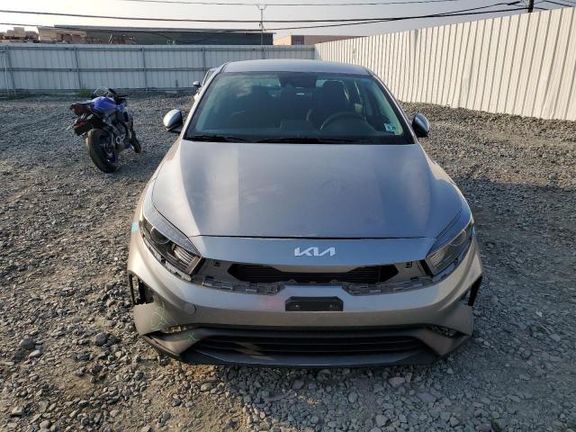 Photo 4 VIN: 3KPF24AD7PE527323 - KIA FORTE 