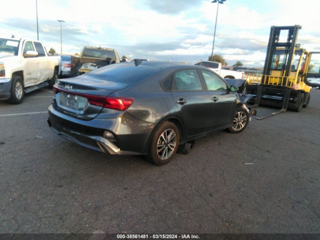 Photo 3 VIN: 3KPF24AD7PE537737 - KIA FORTE 