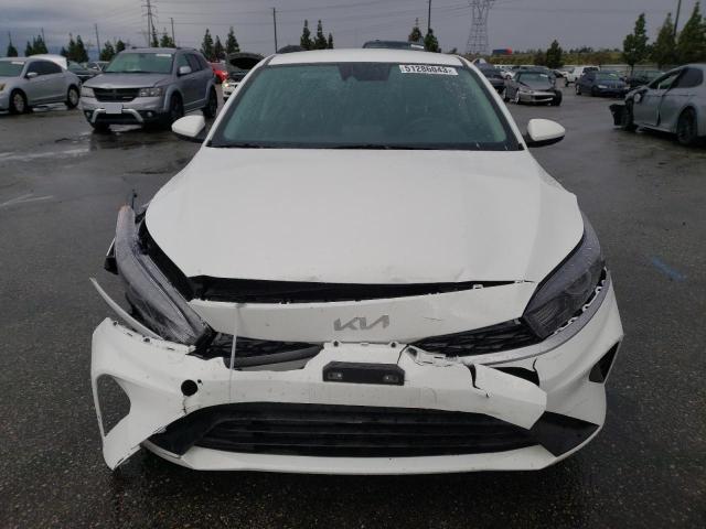 Photo 4 VIN: 3KPF24AD7PE550925 - KIA FORTE LX 