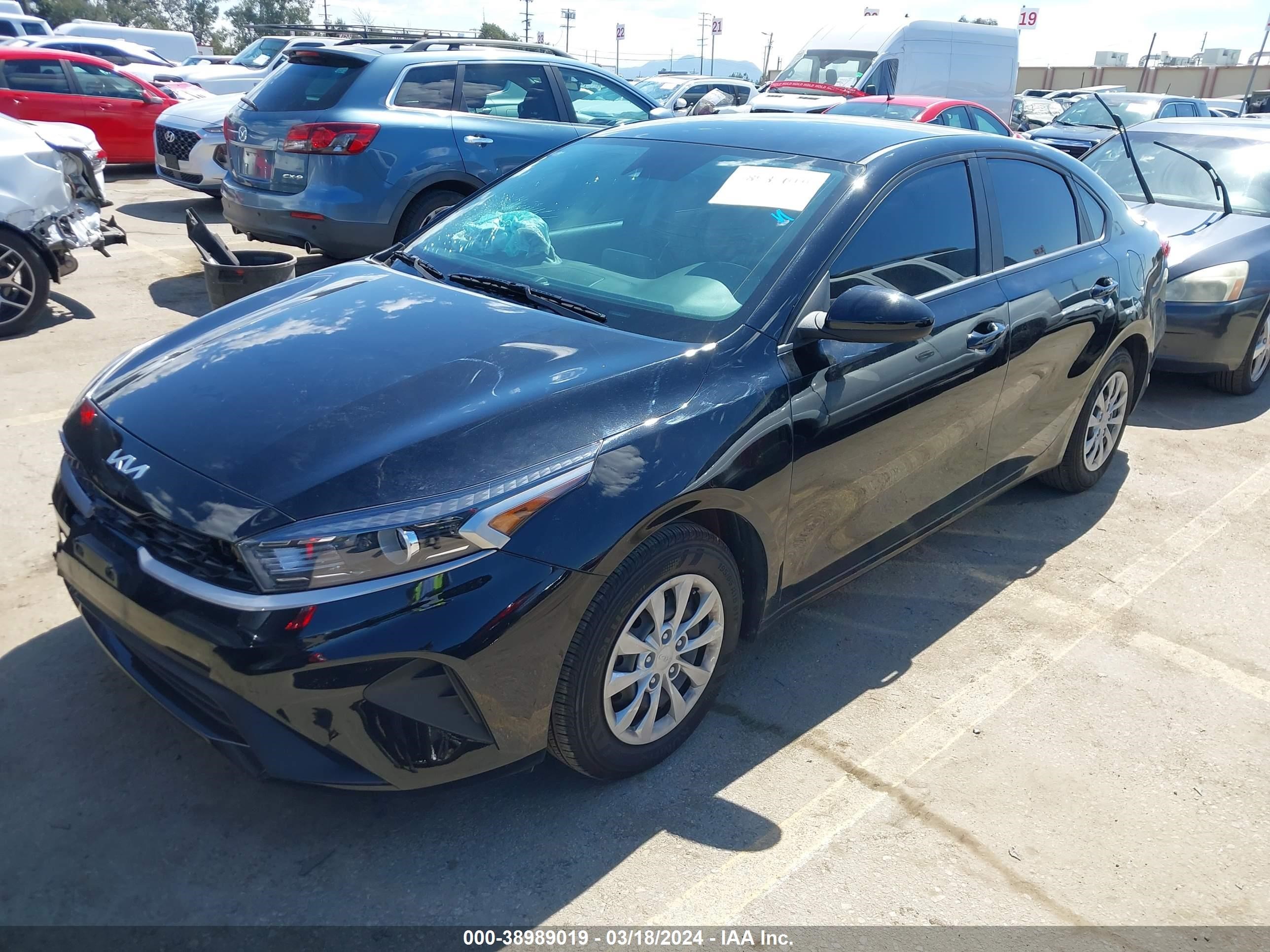 Photo 1 VIN: 3KPF24AD7PE565604 - KIA FORTE 