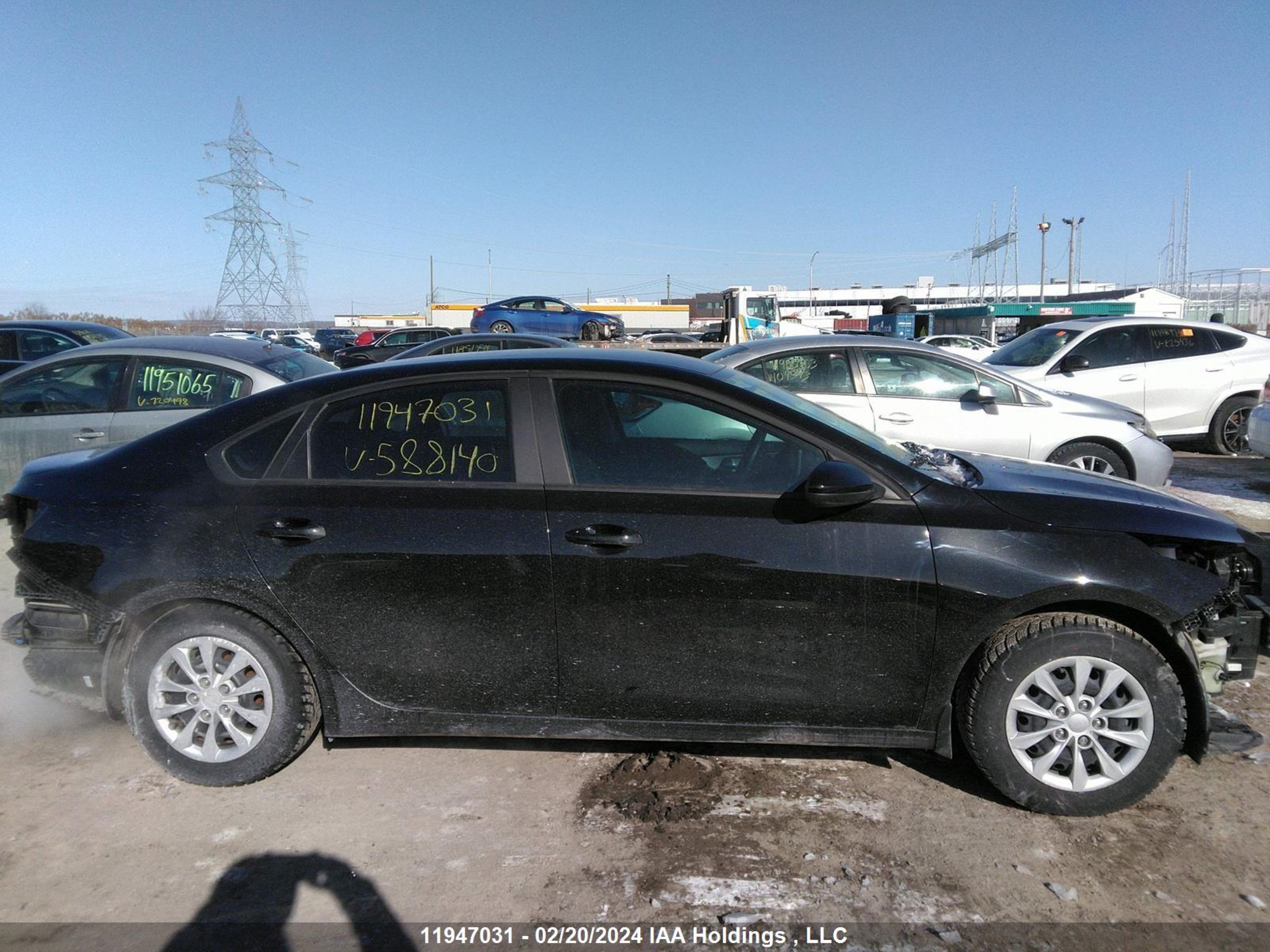 Photo 13 VIN: 3KPF24AD7PE588140 - KIA FORTE 