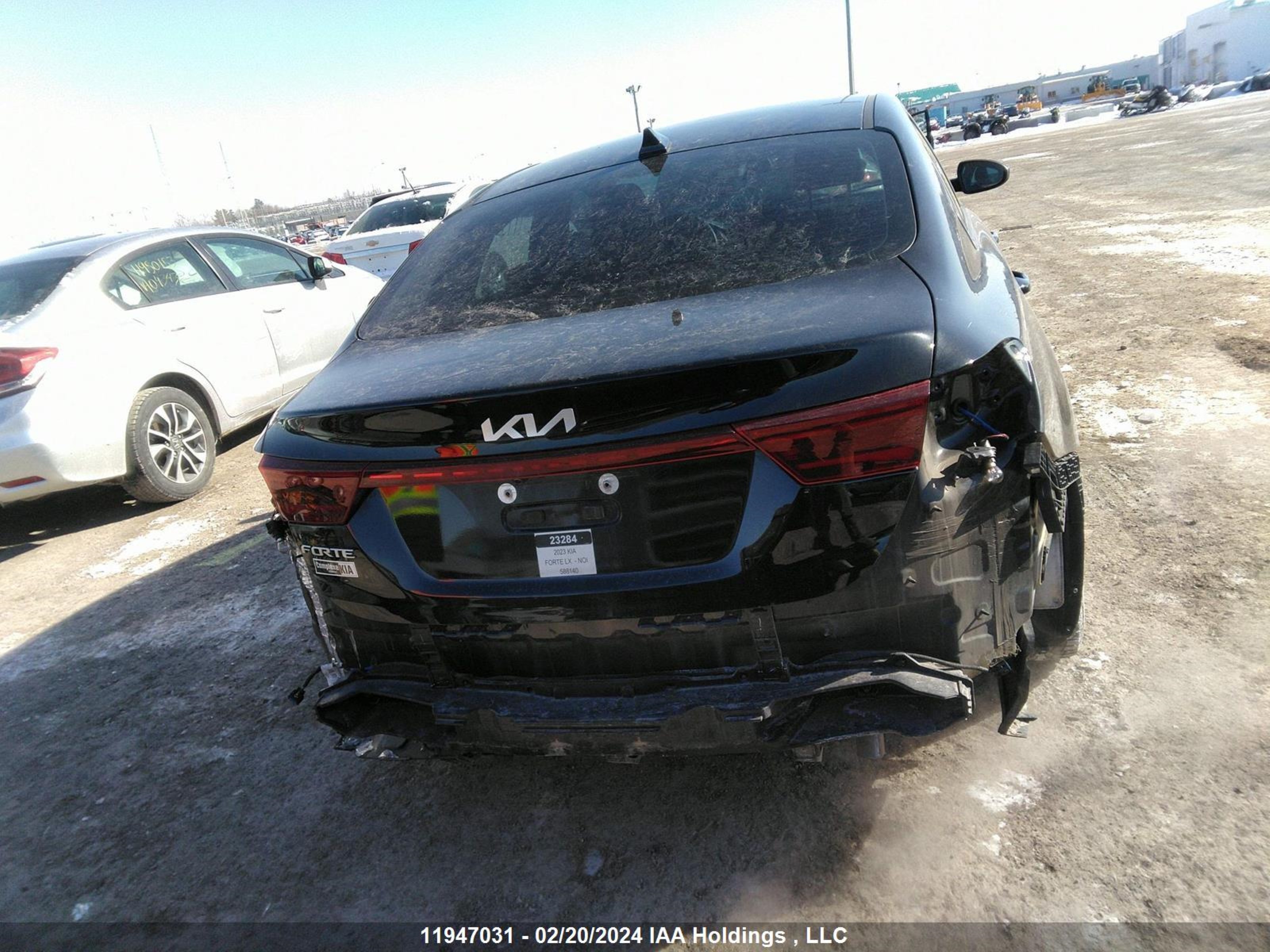 Photo 16 VIN: 3KPF24AD7PE588140 - KIA FORTE 