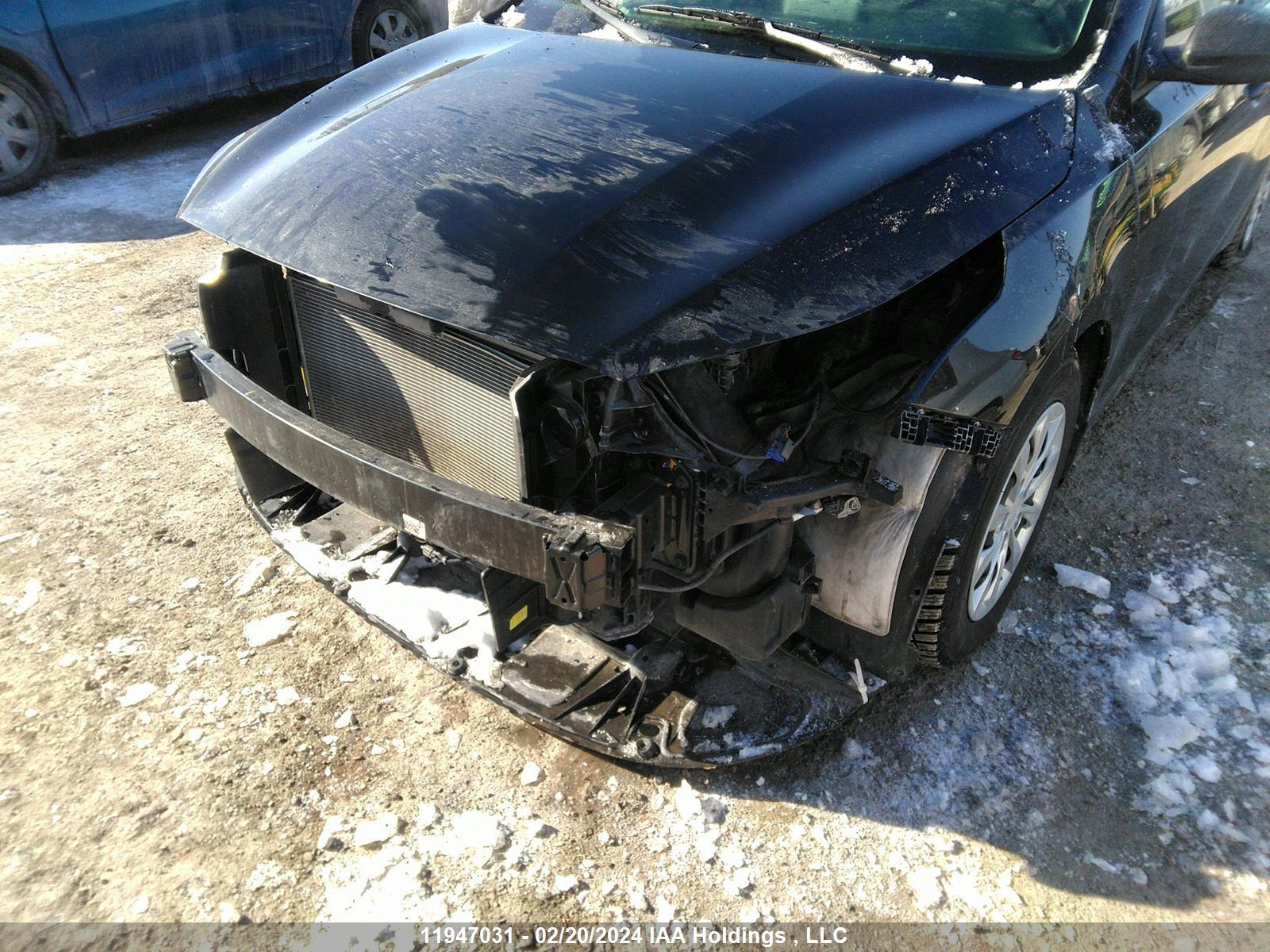 Photo 5 VIN: 3KPF24AD7PE588140 - KIA FORTE 