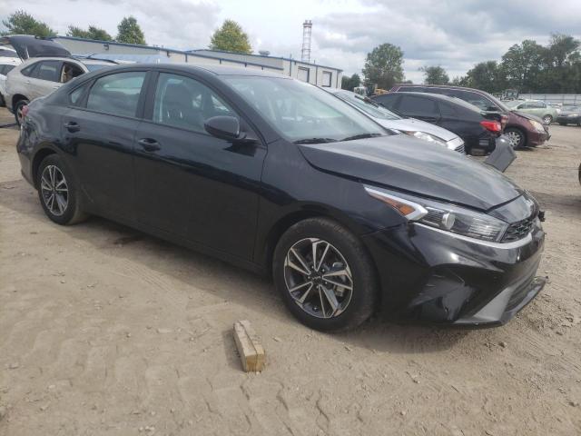 Photo 3 VIN: 3KPF24AD7PE596013 - KIA FORTE 