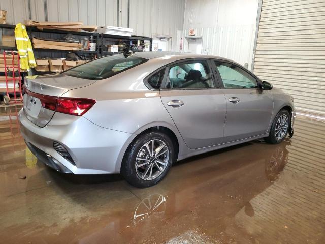 Photo 2 VIN: 3KPF24AD7PE622867 - KIA FORTE LX 